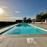 Ariaboutique Aparthotel 4*