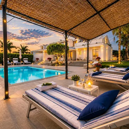 Aparthotel Ariaboutique 4*